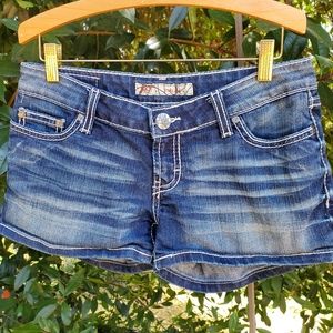 BKE Denim Shorts Stella Stretch Size 27 Stretch Buckle Blue Jean Shorts 3"